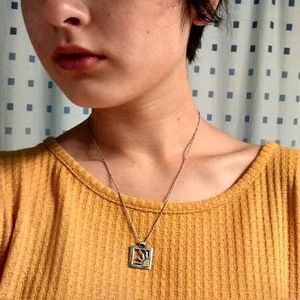 Meet your Posher, Patience